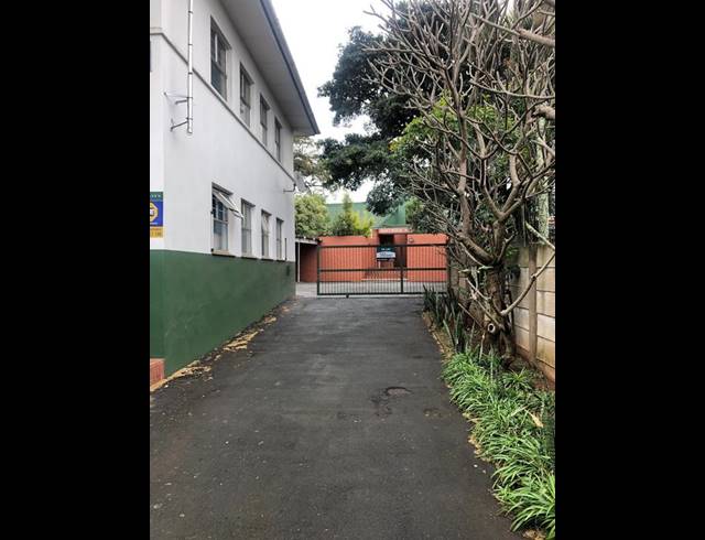 2 BEDROOM PROPERTY TO RENT IN MONTCLAIR